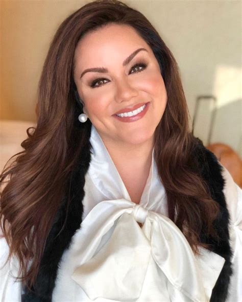 KATY MIXON (@katyemixon) • Instagram photos and videos